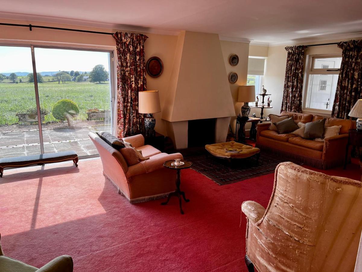 Bed and Breakfast Whitehouse Uplawmoor Exterior foto