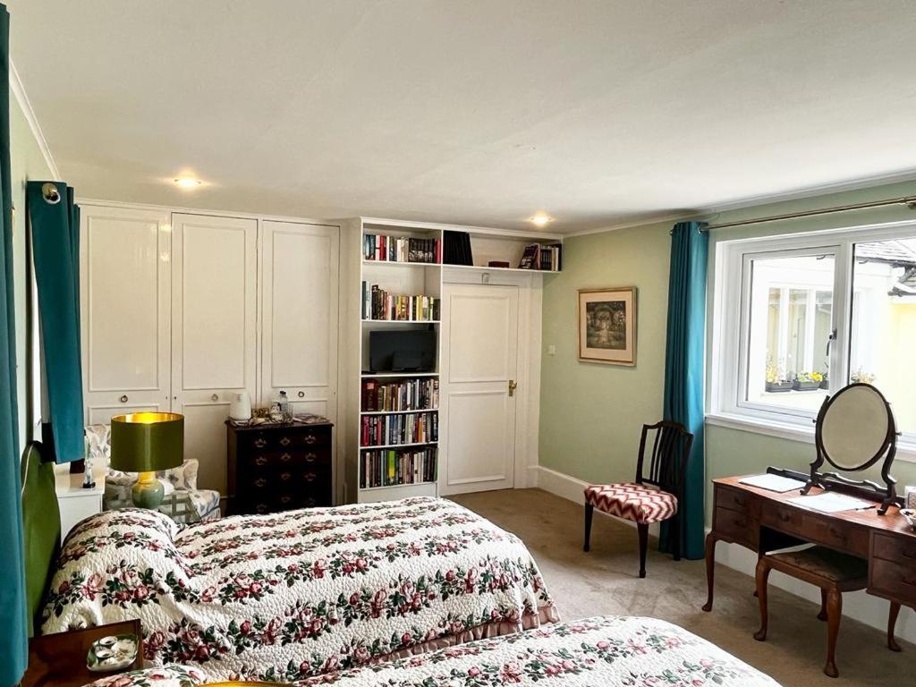 Bed and Breakfast Whitehouse Uplawmoor Exterior foto