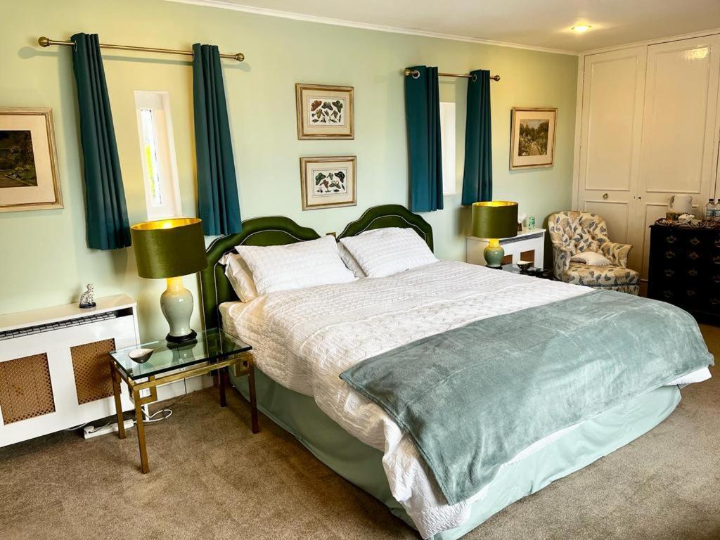 Bed and Breakfast Whitehouse Uplawmoor Exterior foto